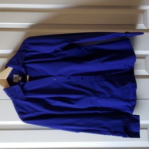 EUC Worthington Button Down Shirt (Size 6)